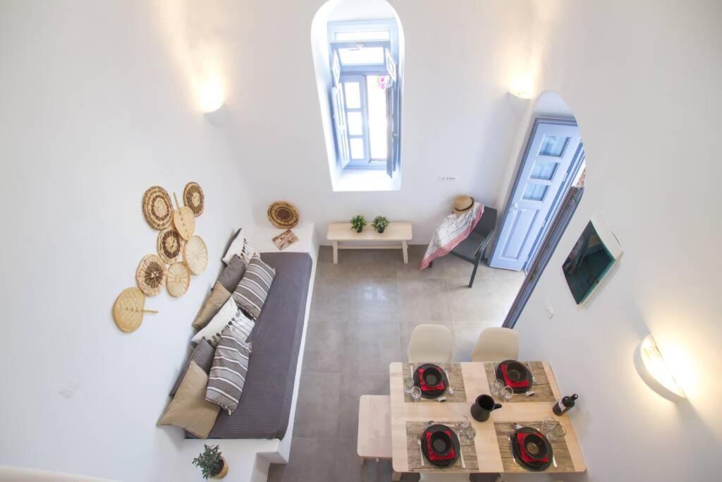 Twin Cave House Villa Oia  Exterior photo